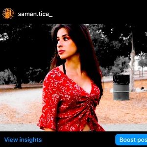 Fall shirt , fits like a crop top loose not tight, flower shirt